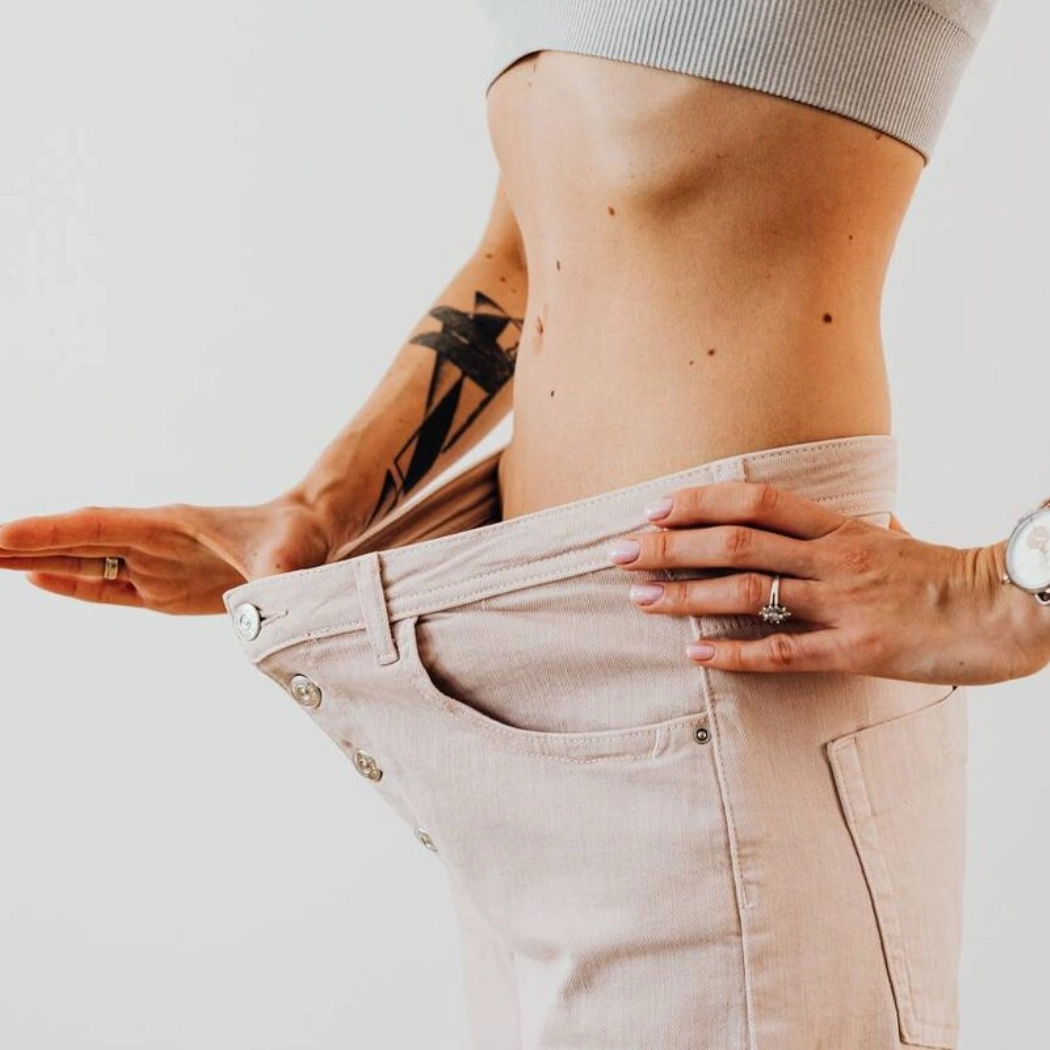  Hospital doctors examine patients so that